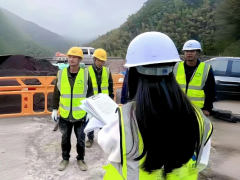 为提高建造师薪资水平，考证和积累经验哪个更重要？